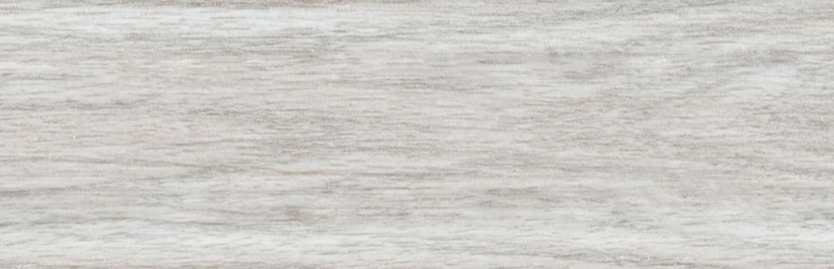 Skaben Wasserfeste Fußleiste Soft Lip mit Kabelkanal Eiche Grau Pur / Oak Pure Grey 001 Raum2