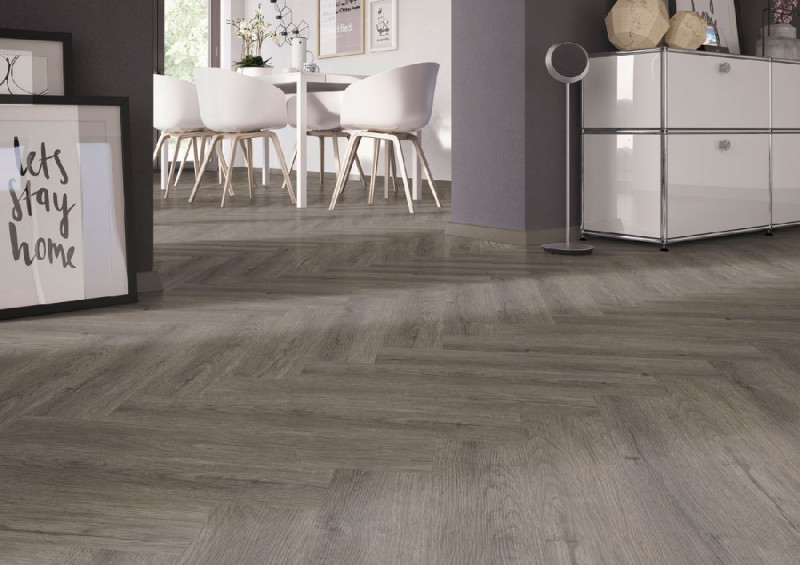 Skaben Klebe Vinylboden massiv Life 30 Schloss Eiche Dunkel Fischgrät zum kleben main product photo