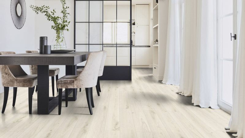 Tarkett Designboden iD Inspiration Click Solid 30 Authentics Delicate Oak Sugar Planke M4V main product photo