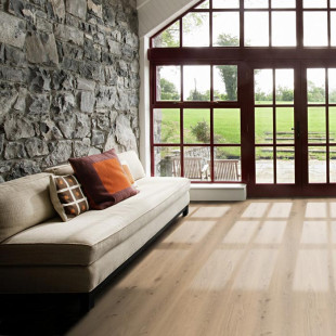 Tarkett design floor Starfloor Click Ultimate 55 Delicate Oak Chestnut Plank 4V Acoustic Backing