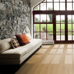 Tarkett Sol design Starfloor Click Ultimate 55 Highland Oak Natural Lame 4V avec la sous-couche acoustique intégrée