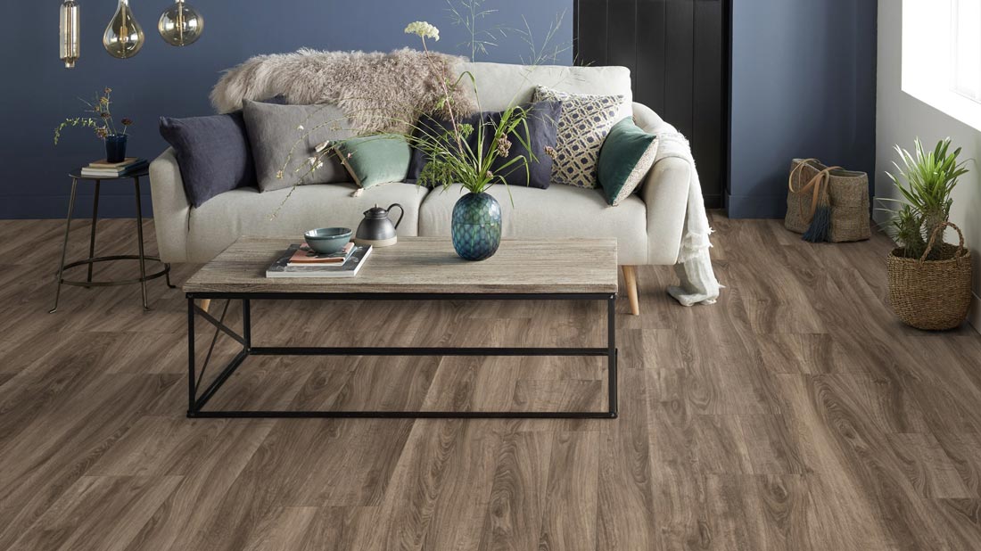 Tarkett Designboden iD Click Ultimate 70 Classics English Oak Brown Planke 4V Raum5