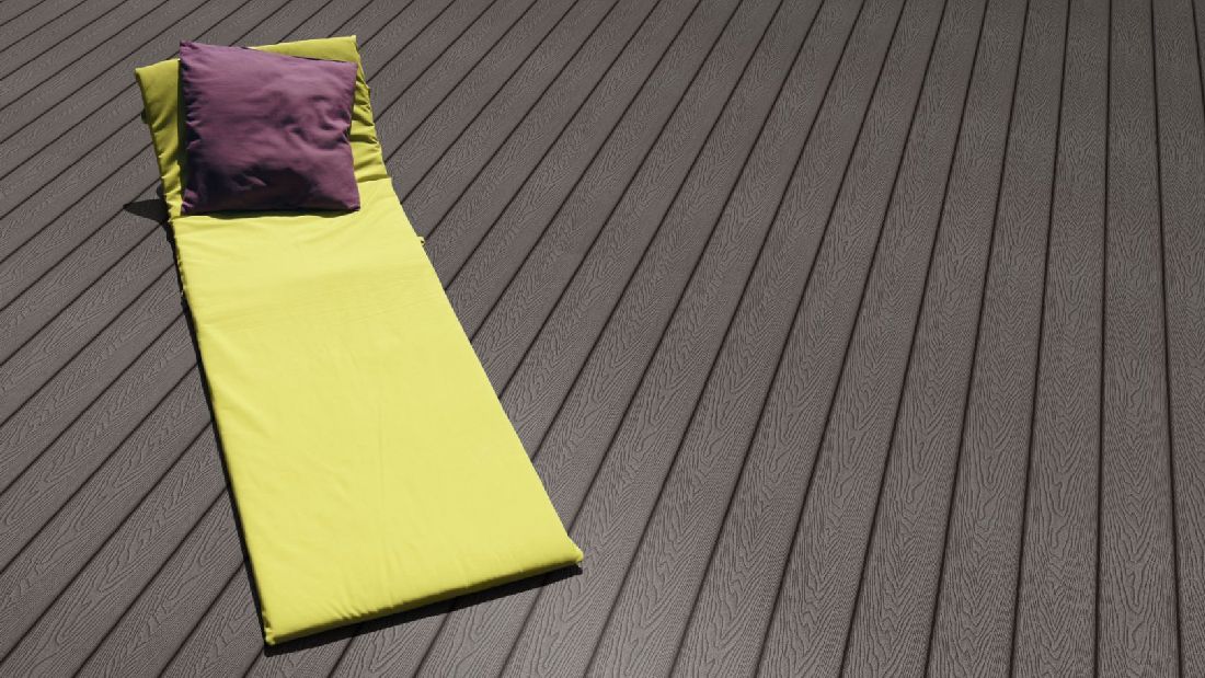 Terrassendiele WPC Prime Hellgrau sägerau fein/grob 22 x 143 R7