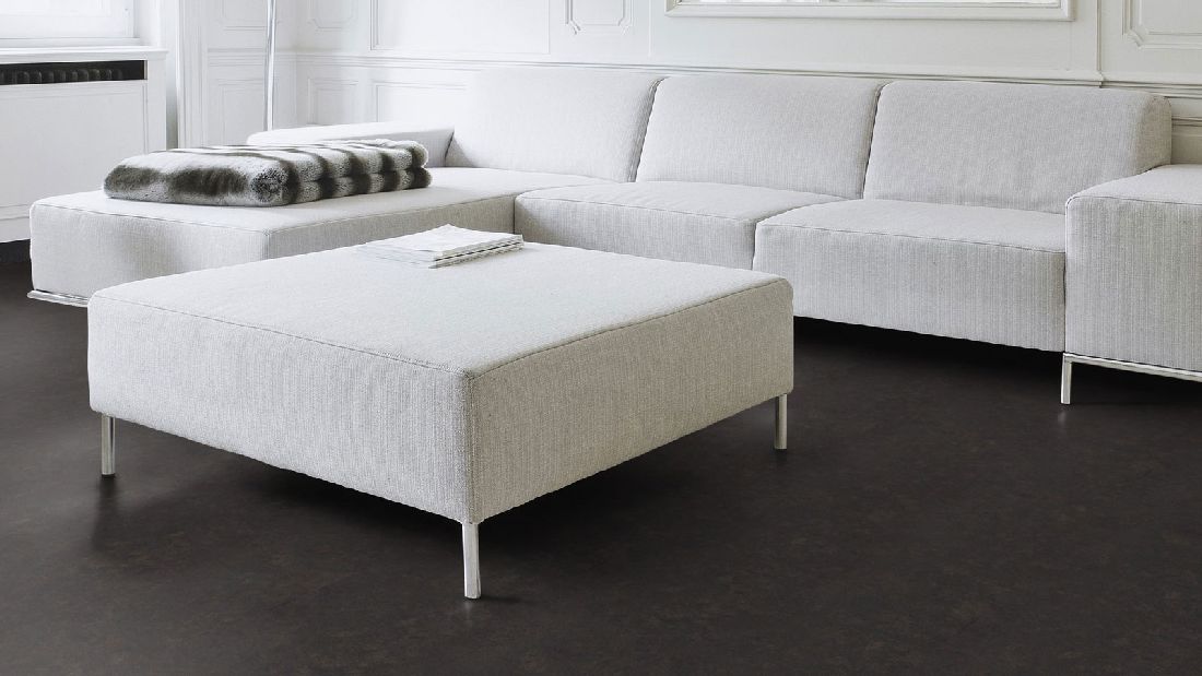 Wicanders Korkboden stone Essence Concrete Midnight Fliese Raum3