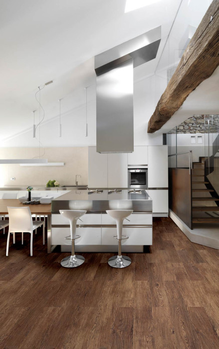 Wicanders Sol en liège wood Hydrocork Plus Castle Toast Oak 1 frise 4V main product photo