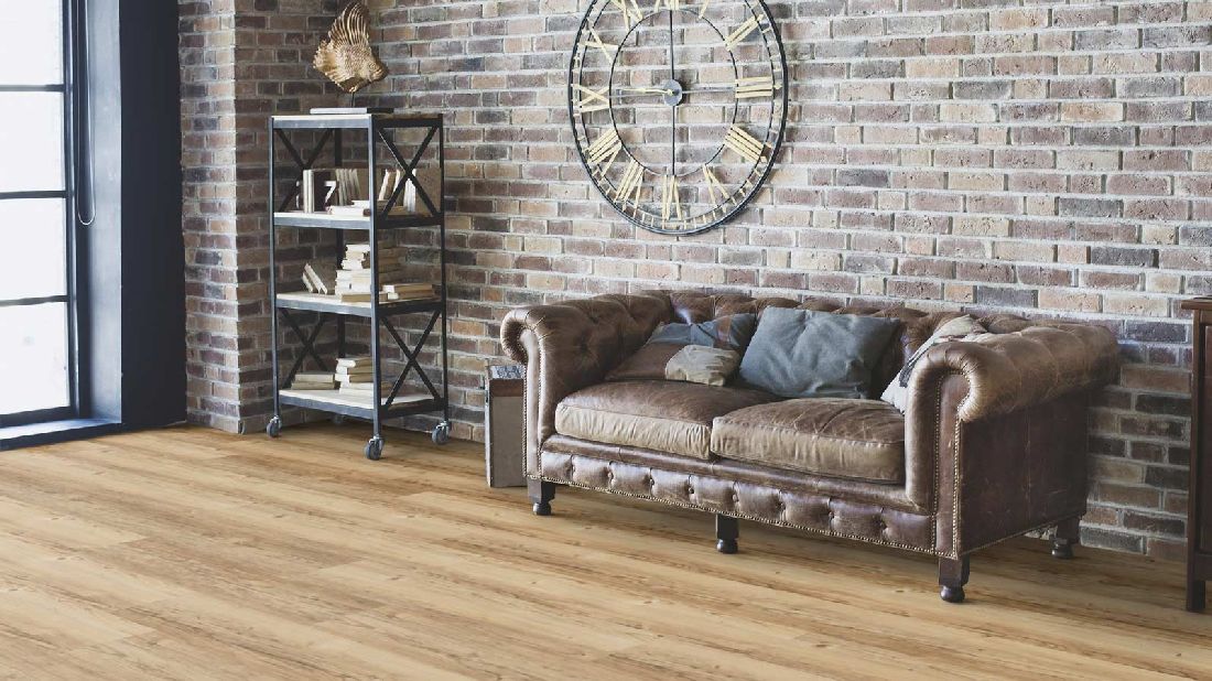 Wicanders Vinyl wood Resist ECO Sprucewood 1-Stab Landhausdiele 4V Raum2