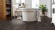 Wineo Purline Bioboden 1000 Stone L elastisch Urban Concrete Dark Fliese M4V zum kleben Raum6 Wineo Purline Bioboden 1000 Stone L elastisch Urban Concrete Dark Fliese M4V zum kleben Raum6