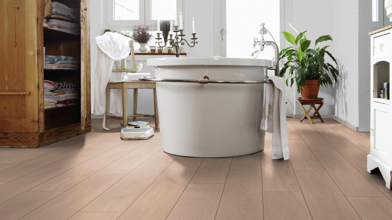 Wineo Purline bio suelo 1000 Wood XL elástico Roble Calm Shell 1 Lama 4V a clicar main product photo