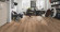 Wineo Purline Bioboden 1000 Wood XL elastisch Rustic Oak Ginger 1-Stab Landhausdiele 4V zum kleben Raum4 Wineo Purline Bioboden 1000 Wood XL elastisch Rustic Oak Ginger 1-Stab Landhausdiele 4V zum kleben Raum4