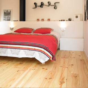 Skaben solid wood flooring French maritime pine rustic untreated 170mm width 21mm height 4V