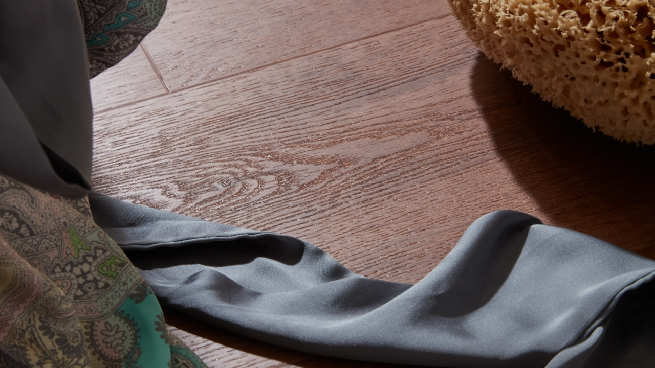 Skaben Klick Vinyl - ProfiKlick Goldene Eiche Braun | Synchronprägung (SP-6200190)