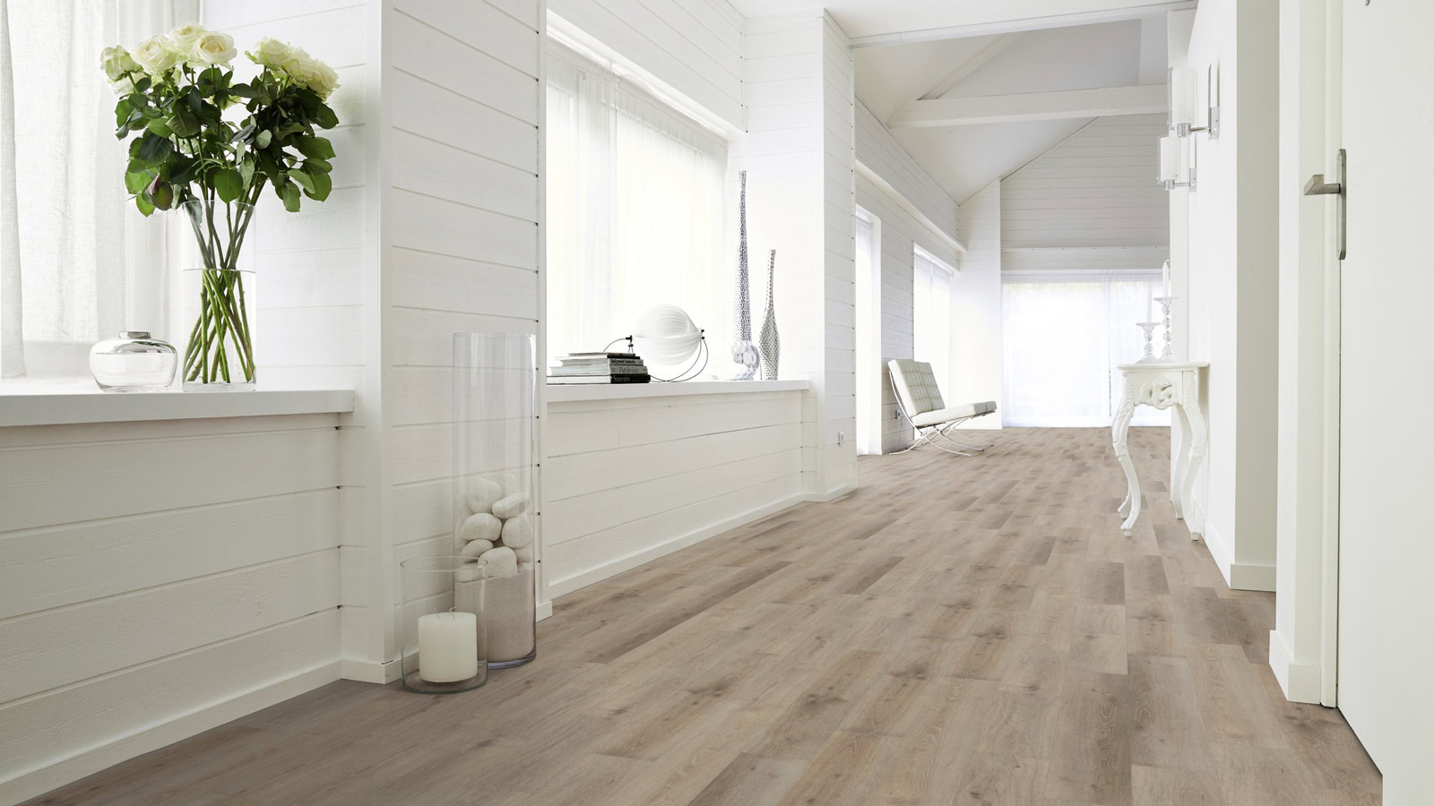 Tarkett Designboden iD Click Ultimate 55 Plus Light Oak Brown Planke 4V Akustikrücken Raum5