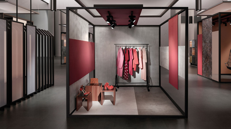 Tarkett Sol design iD Click Ultimate 70 Loft Dark Carrelage 4V avec la sous-couche acoustique intégrée main product photo