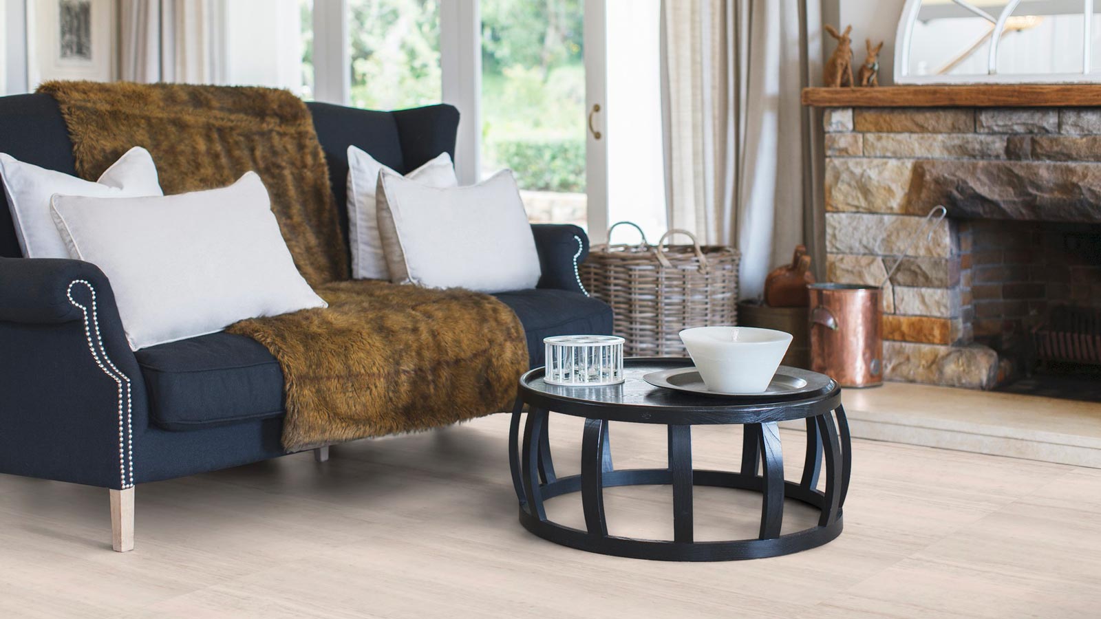 Tarkett Designboden iD Click Ultimate 70 Tides Satin Fliese 4V Akustikrücken Raum6