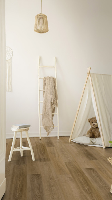 Tarkett Sol design Starfloor Click Ultimate 30 Liguria Oak Nutmeg Lame M4V avec la sous-couche acoustique intégrée main product photo