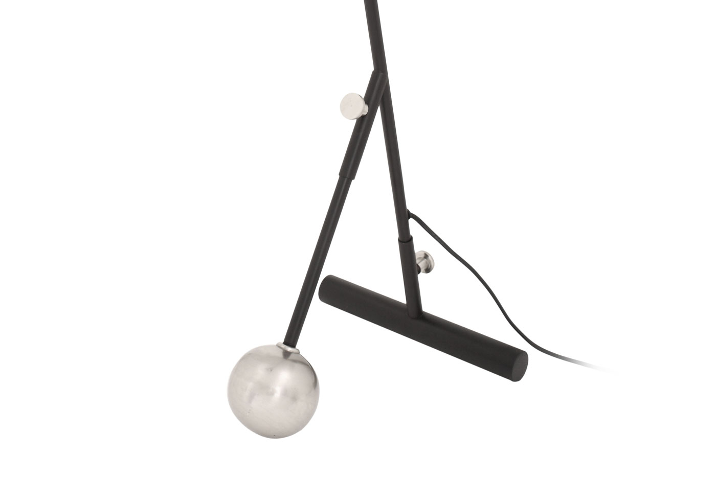 Tischlampe Kathleen im Industrial Design in Farbe Schwarz / Silber aus Metall-Mix handgefertigt Raum7