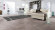 Wineo Designboden 600 Stone XL Rigid #NewtownFactory Fliesenoptik reale Fuge Raum5