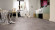Wineo Designboden 600 Stone XL Rigid #NewtownFactory Fliesenoptik reale Fuge Raum6