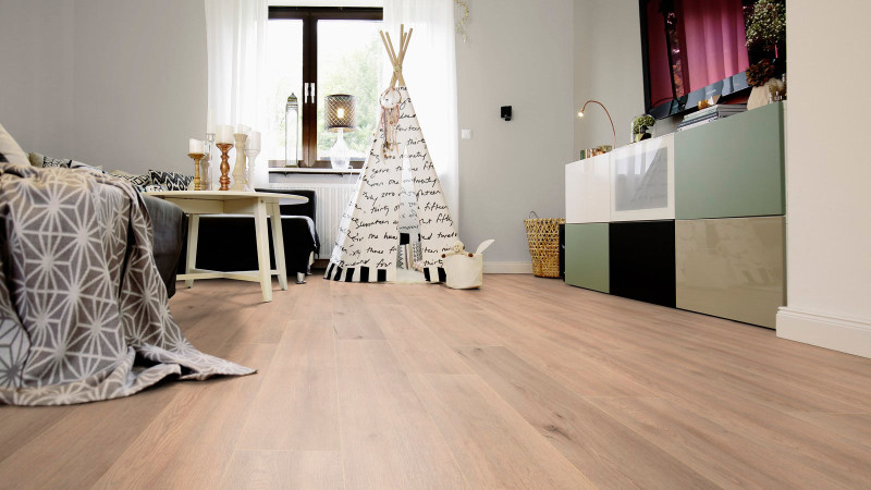 Wineo Suelo Laminado 500 Large V4 Roble Equilibrado Beige 1 Lama 4V main product photo