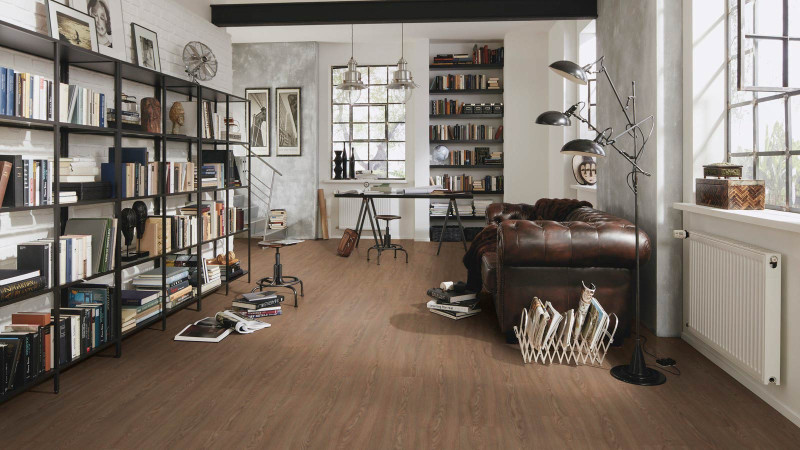 Wineo Laminat 500 Medium V4 Flowered Oak Darkbrown 1-Stab Landhausdiele 4V main product photo