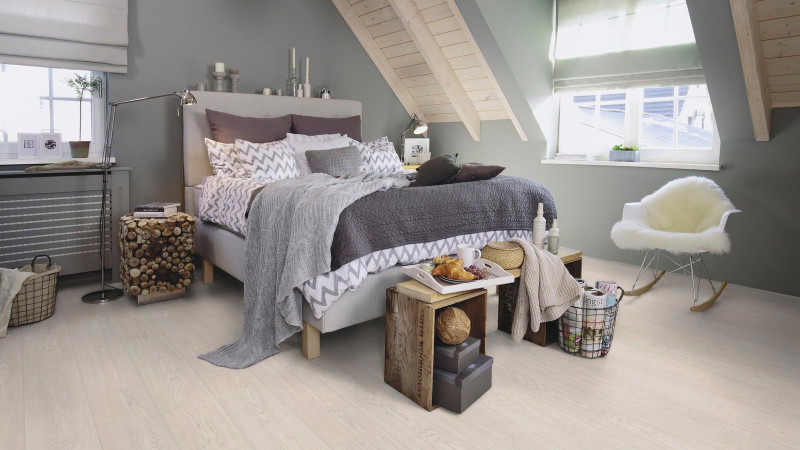 Wineo Suelo laminado 500 Medium V4 Roble florecido Blanco 1 Lama 4V main product photo