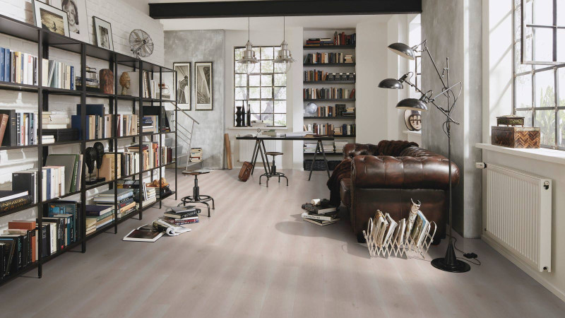 Wineo Laminate 500 Medium V4 Smooth Oak White 1-strip 4V main product photo