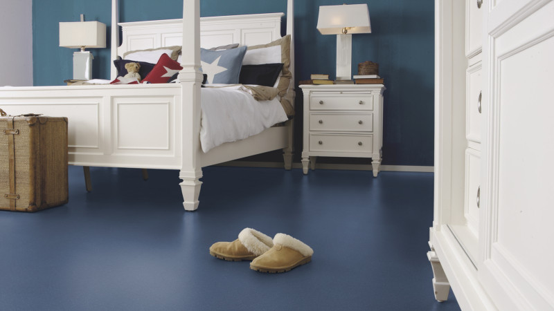 Wineo Purline Organic flooring 1500 Chip Navi Blue Stars Rolled goods main product photo