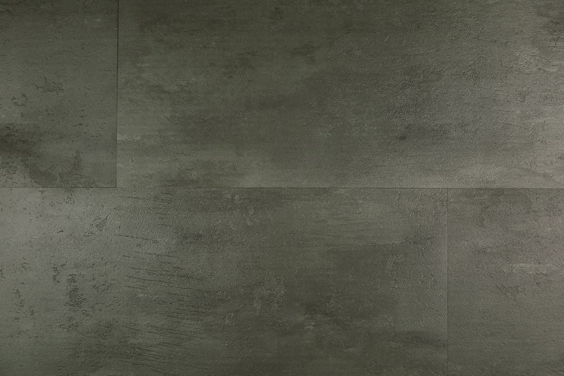 www-parkettkaiser-de-Skaben-Design-Rhino-Click-30-Beton-Dunkelgrau-Fliesenoptik-RHCL3002 Raum1