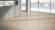 Suelo de diseño de Parador Modular ONE Roble Calizo claro 1 lama M4V Suelo de diseño de Parador Modular ONE Roble Calizo claro 1 lama M4V
