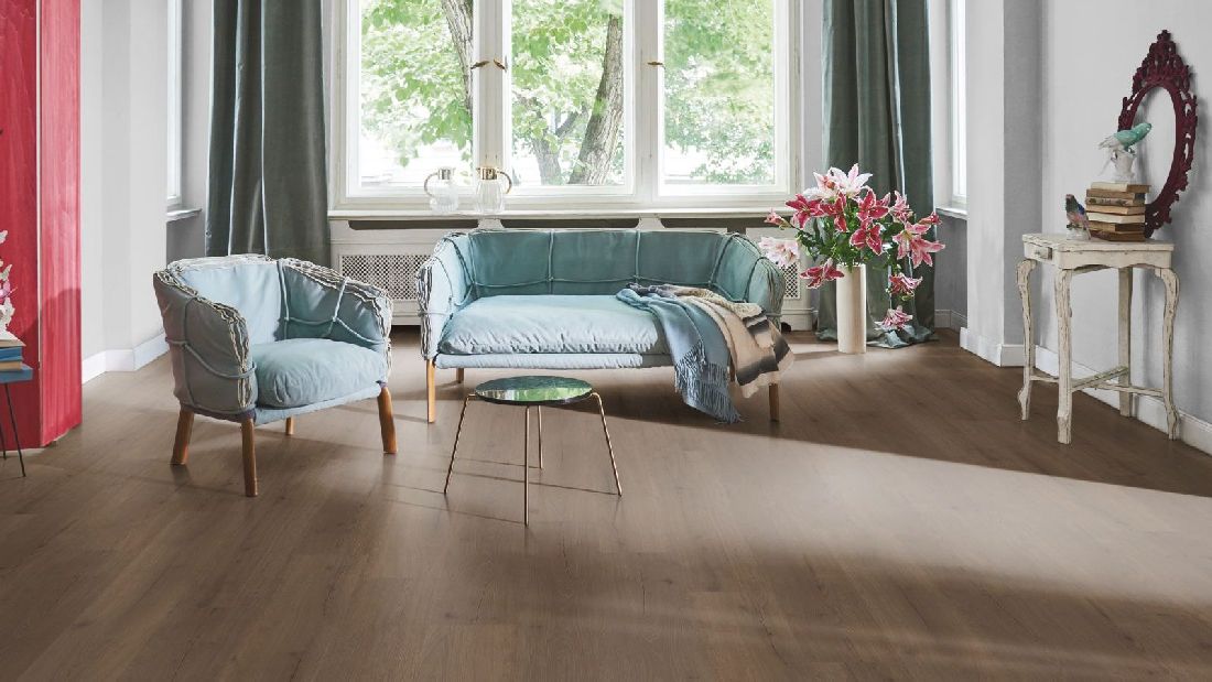 Suelo vinílico de Parador Basic 2.0 Roble Infinity antiguo de 1 lama