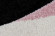 Kinderteppich PINGUIN auf Hintergrund Rosa weiß gepunktet Höhe 15 mm R2