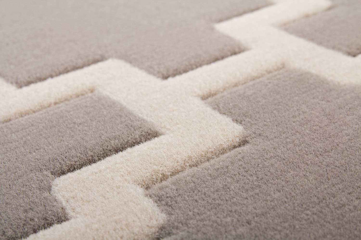 Kurzflorteppich Modern Taupe mit Elfenbein RAUTE Muster Höhe 10 mm R2