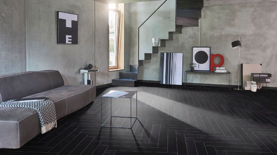 Parador Parkett Trendtime 3 Living Eiche Schwarz Matt Lackiert Stab (Fischgrät) M4V