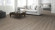 Skaben Design Sol Vinyle Rhino Click 30 Chêne Noble Greige 1 frise Plancher maison de campagne M4V Isolation phonique Skaben Design Sol Vinyle Rhino Click 30 Chêne Noble Greige 1 frise Plancher maison de campagne M4V Isolation phonique