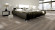 Skaben Design Sol Vinyle Rhino Click 30 Chêne Noble Greige 1 frise Plancher maison de campagne M4V Isolation phonique Skaben Design Sol Vinyle Rhino Click 30 Chêne Noble Greige 1 frise Plancher maison de campagne M4V Isolation phonique
