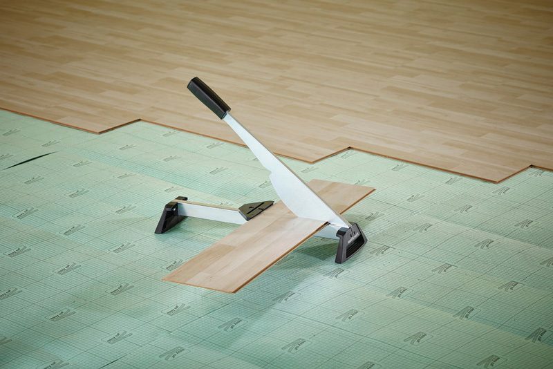 Cortadora de laminados LC 100 para la colocación de laminados de hasta 8 mm de grosor