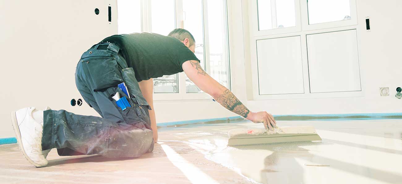 Laying laminate flooring on Estich