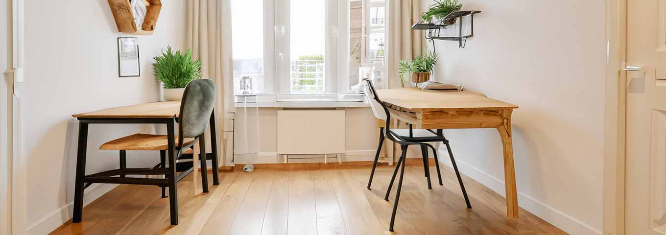 Parquet préfabriqué en liège imitation bois dans le bureau