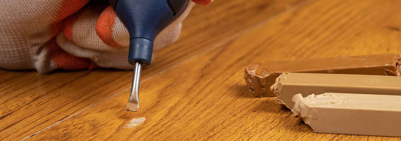 Grundbehandlung Hartwachs Holz Reparatur