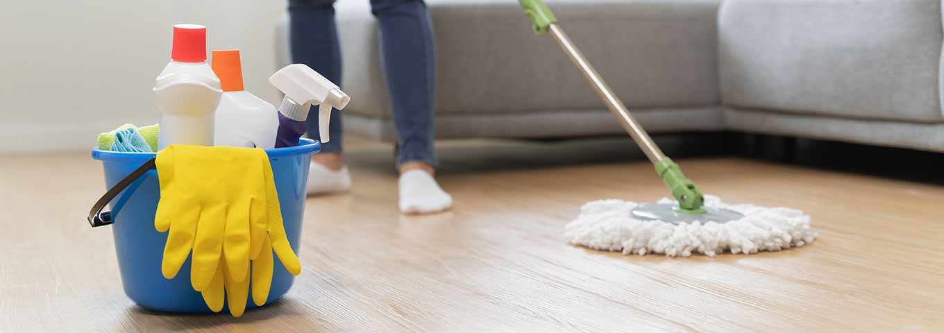 Pflege und Rinigung Pflegezubehör für Laminatboden Pflege und Reinigung Pflegezubehör für Laminatboden